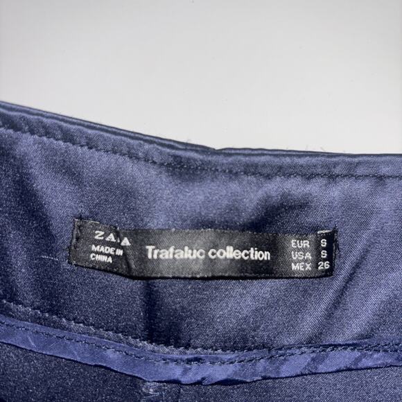 Womens ZARA Shorts Trafaluc Collection Silky Satin Navy Blue Sz Sm Romantic Goth - Picture 6 of 10